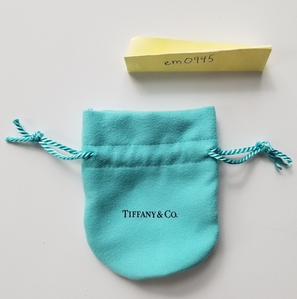 AUTHENTIC Tiffany & Co 1837 Narrow Ring (4 US) - Picture 6 of 16